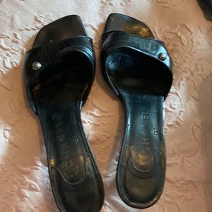 Vintage Channel Black Leather Mule size 9 ( 39.5 )